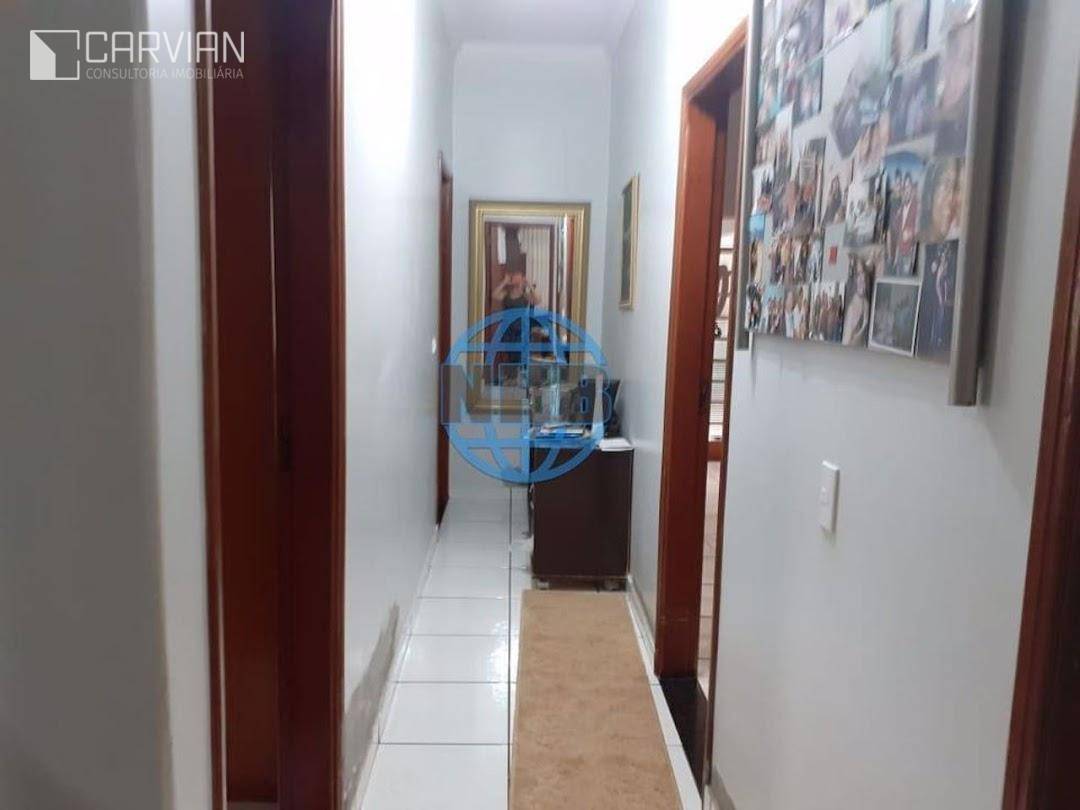 Casa à venda com 3 quartos, 178m² - Foto 7