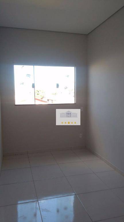 Casa à venda com 3 quartos, 106m² - Foto 14