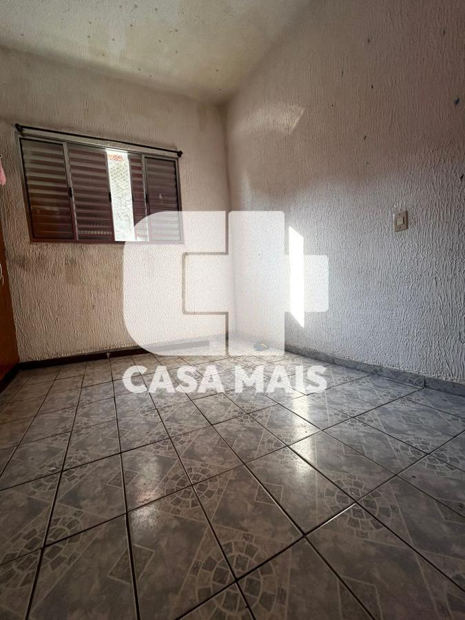 Casa à venda com 6 quartos, 250m² - Foto 19