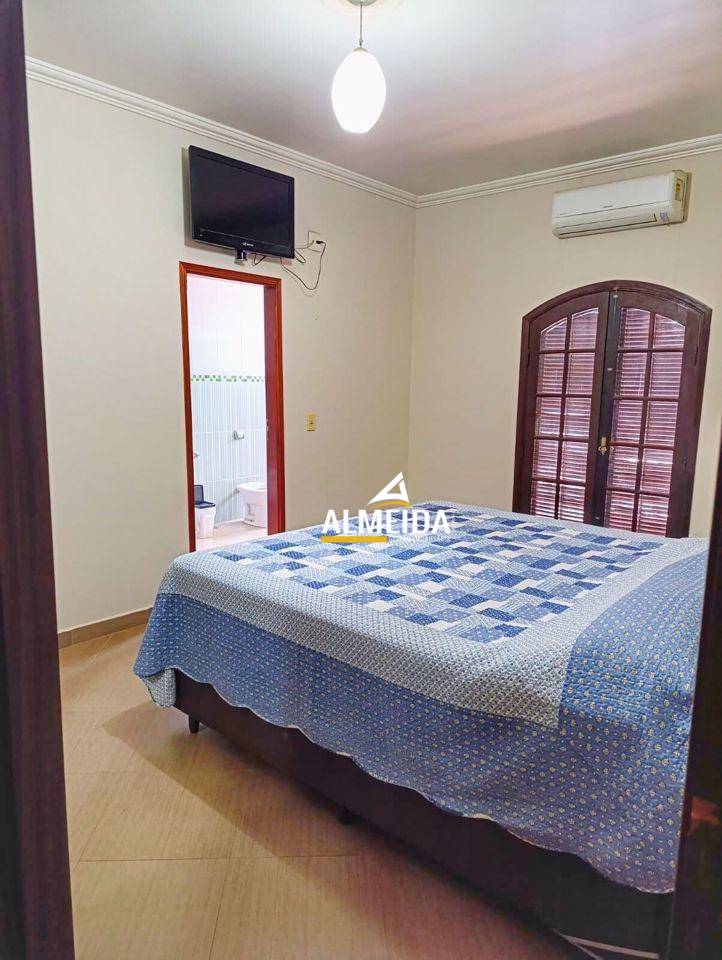 Casa, 2 quartos, 203 m² - Foto 5