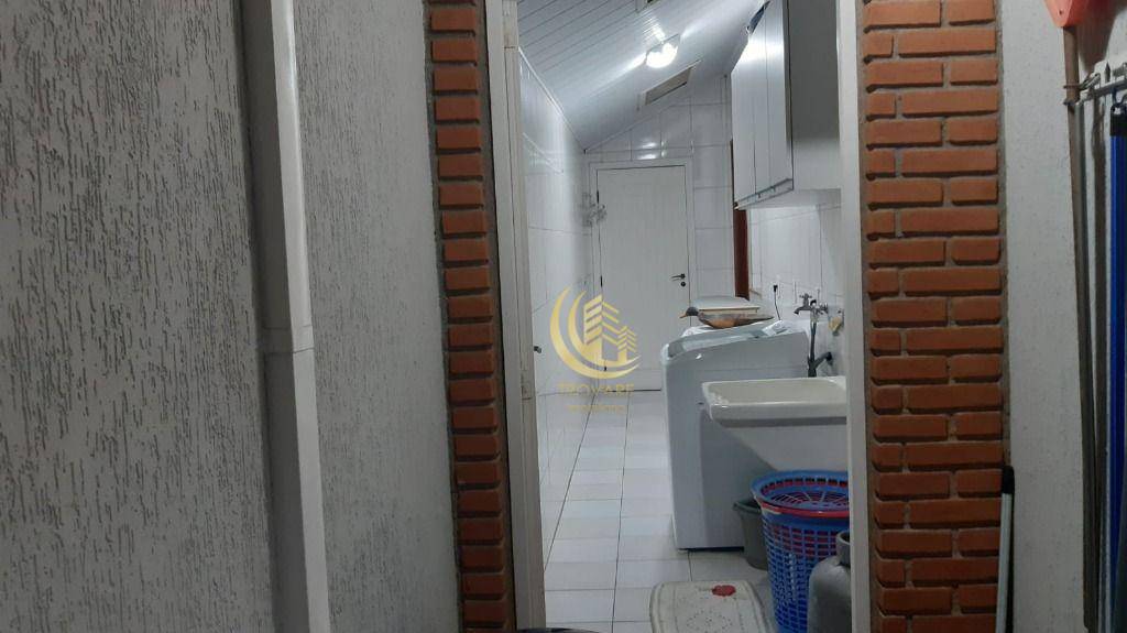 Sobrado à venda com 4 quartos, 370m² - Foto 48