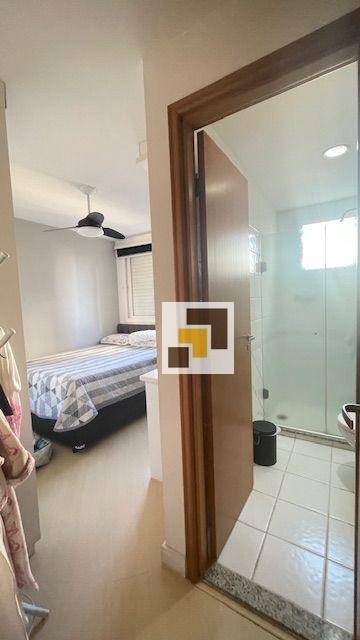 Apartamento à venda com 3 quartos, 125m² - Foto 33