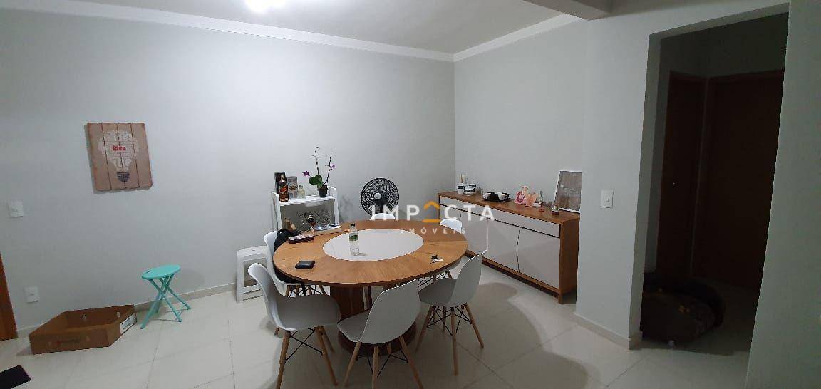 Apartamento à venda com 2 quartos, 80m² - Foto 5