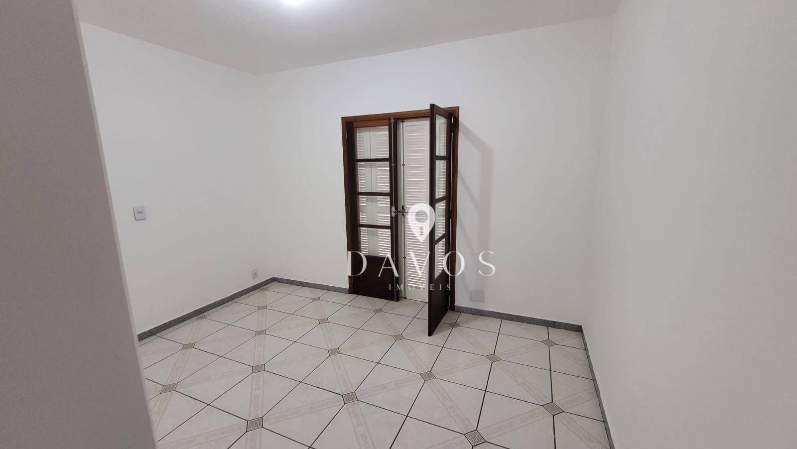 Sobrado à venda com 3 quartos, 225m² - Foto 5