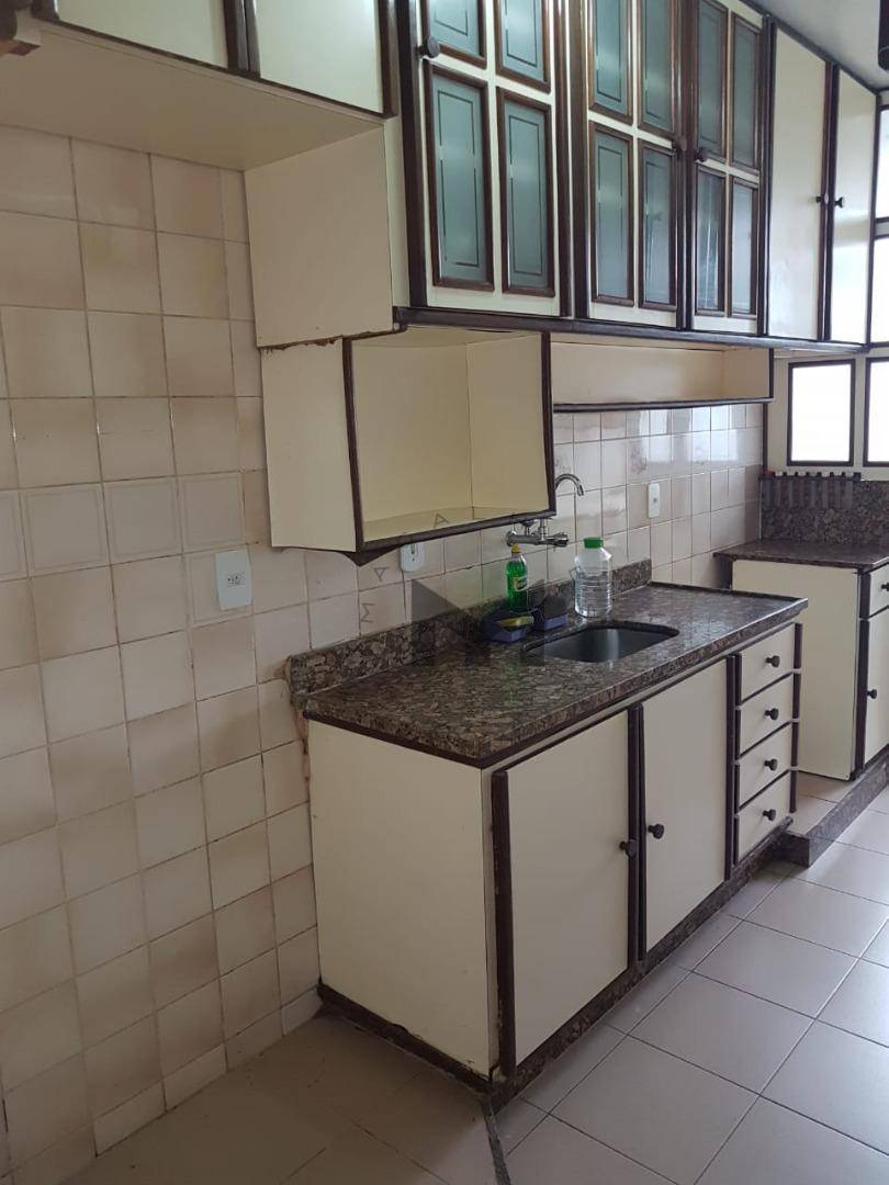 Apartamento à venda com 2 quartos, 60m² - Foto 14