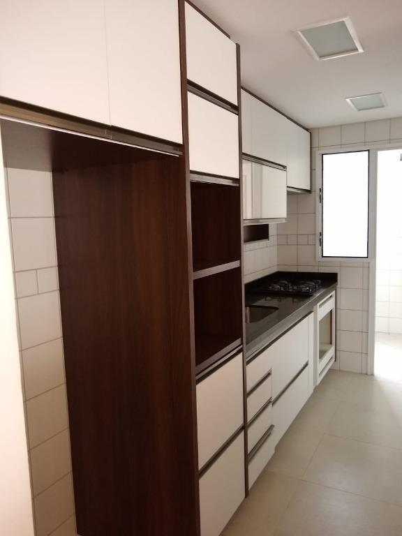 Apartamento à venda com 3 quartos, 87m² - Foto 6