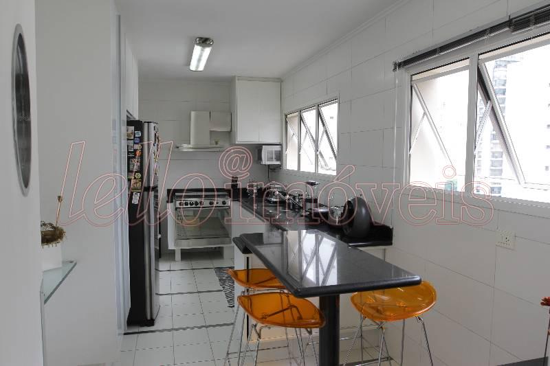 Apartamento à venda com 2 quartos, 180m² - Foto 11