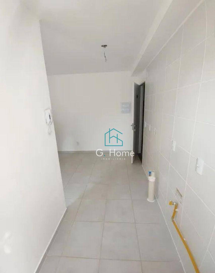 Apartamento para alugar com 2 quartos, 42m² - Foto 3