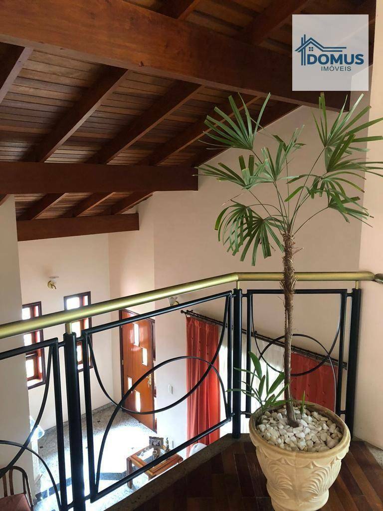 Sobrado à venda com 3 quartos, 308m² - Foto 25