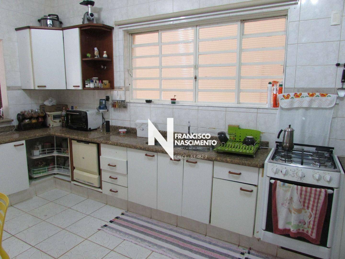 Sobrado à venda com 4 quartos, 335m² - Foto 28