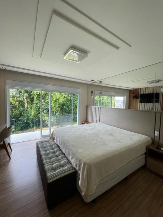 Casa de Condomínio à venda com 3 quartos, 305m² - Foto 9