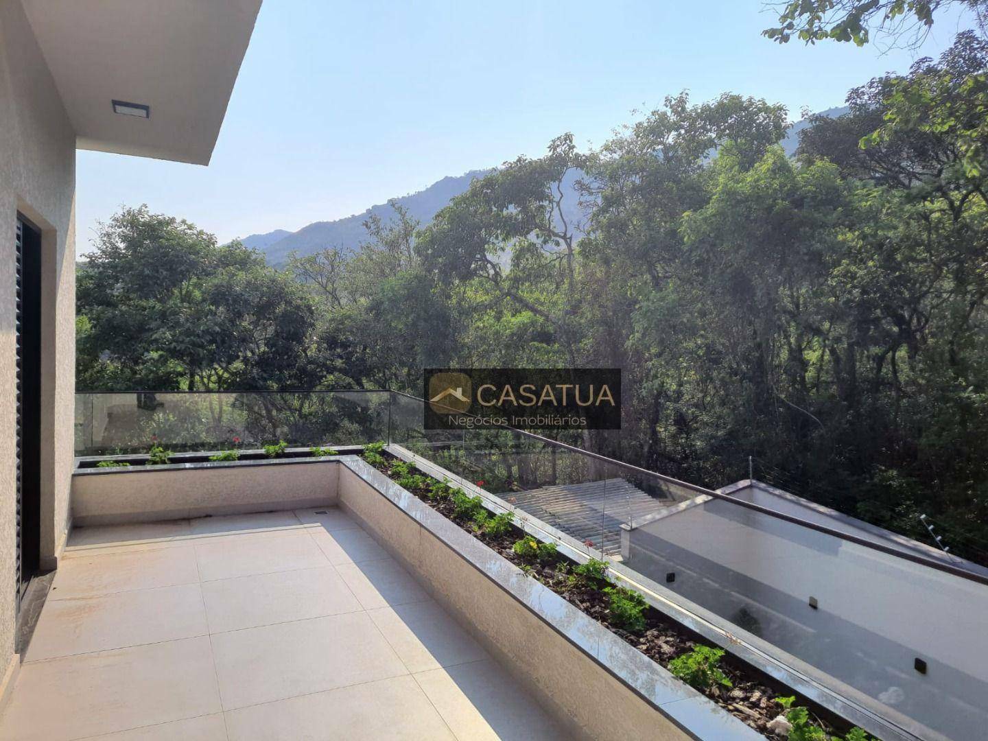 Casa à venda com 3 quartos, 232m² - Foto 17