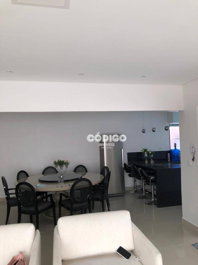 Casa à venda com 3 quartos, 300m² - Foto 15