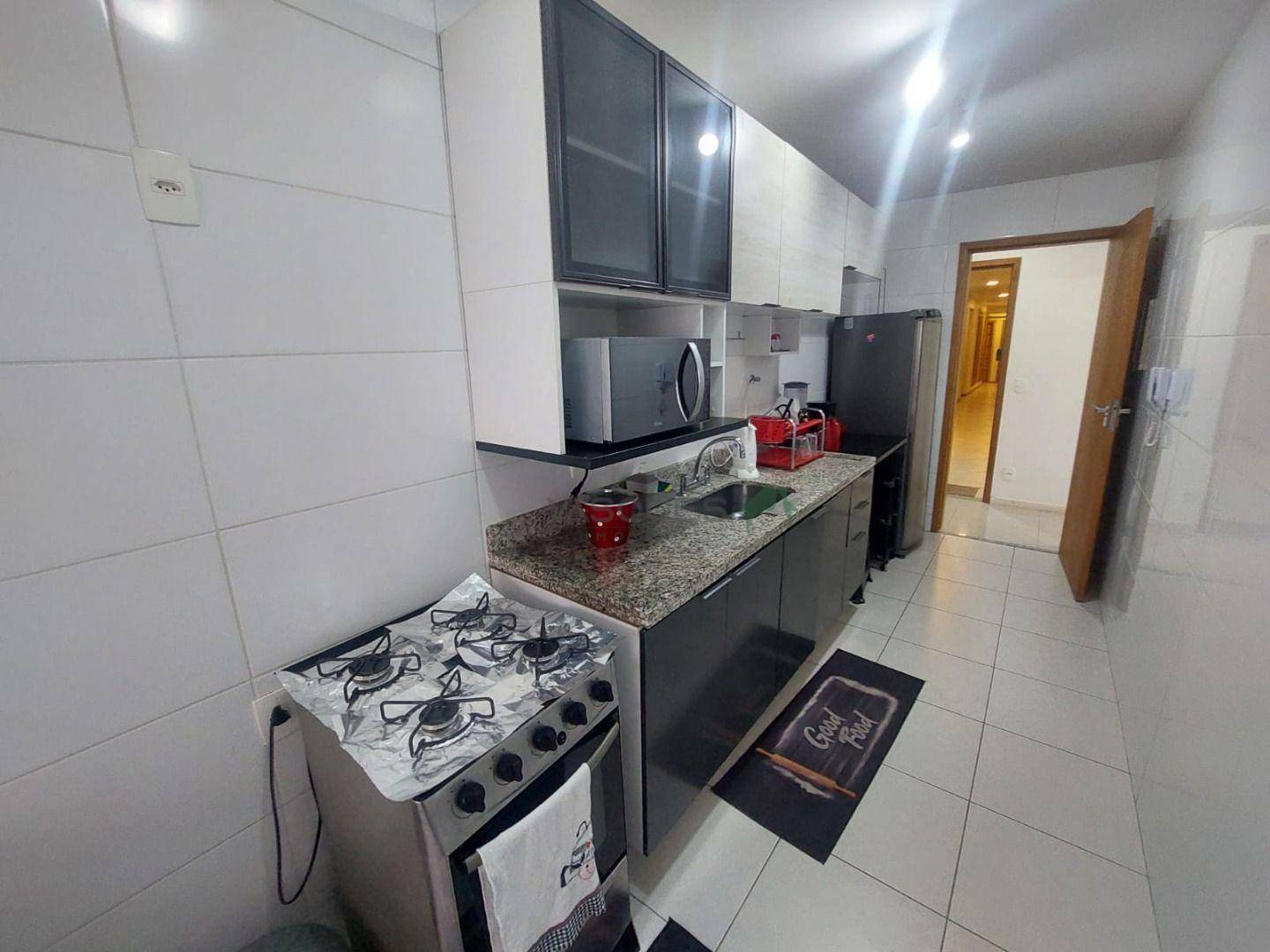 Apartamento para alugar com 2 quartos, 76m² - Foto 11