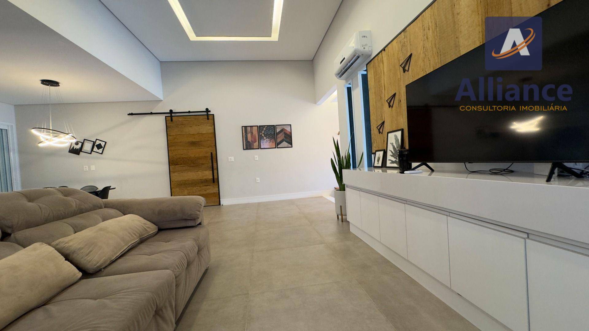 Casa de Condomínio à venda com 4 quartos, 278m² - Foto 11