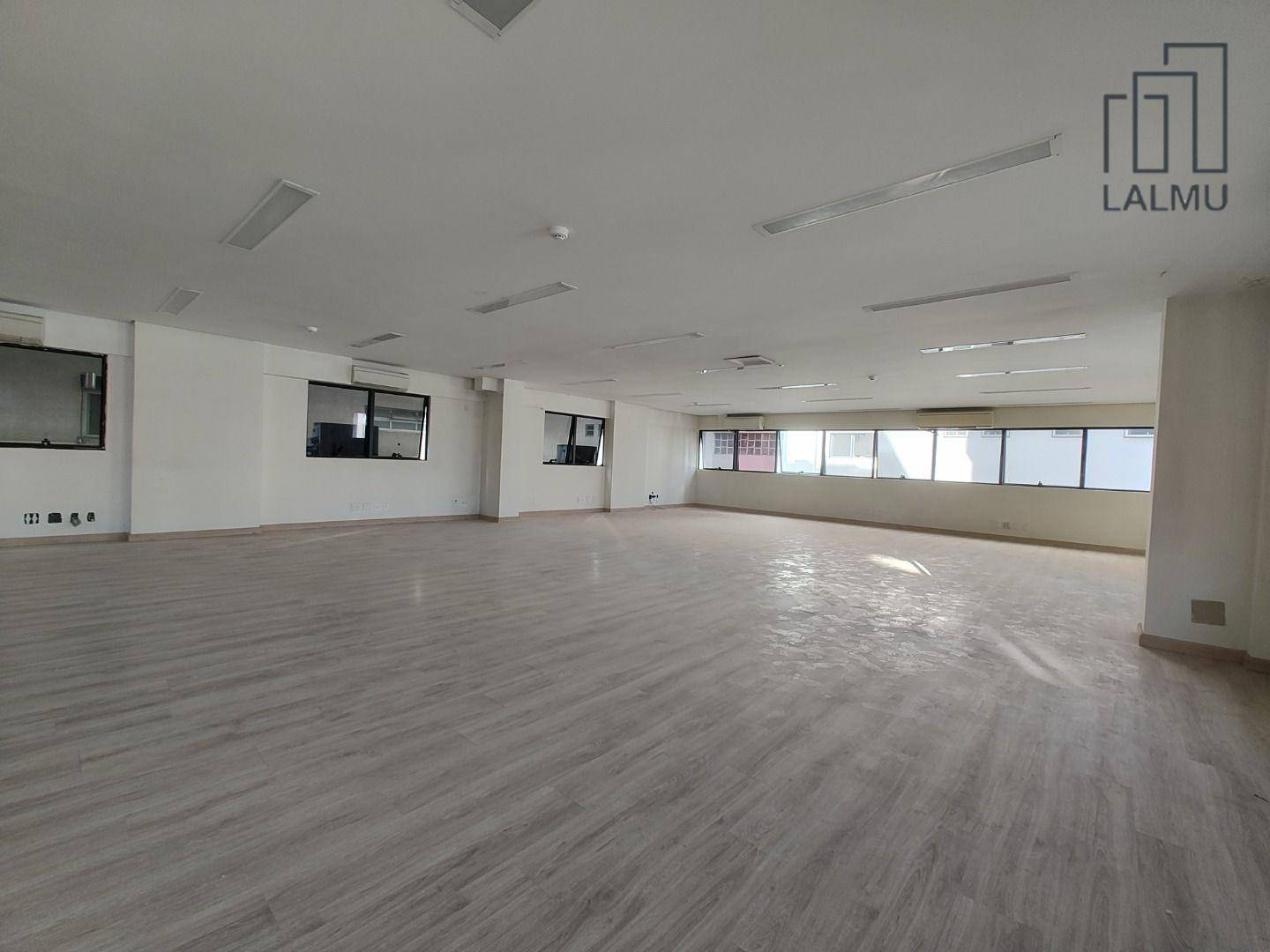 Conjunto Comercial-Sala para alugar, 192m² - Foto 1