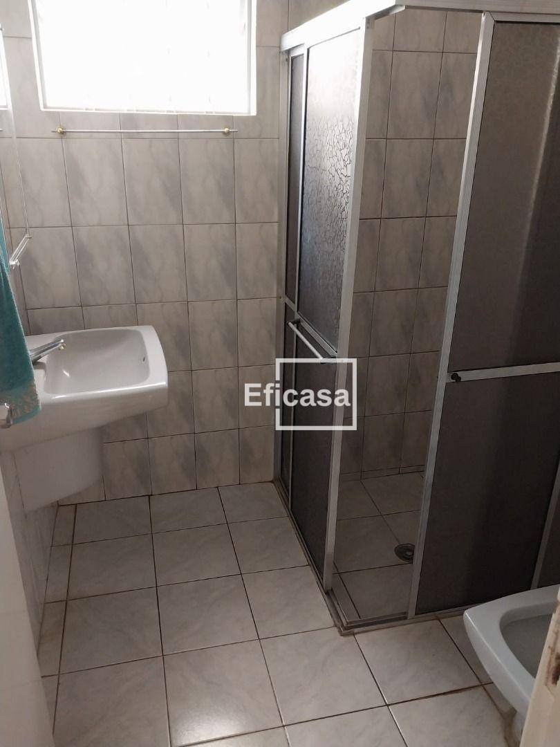 Casa à venda com 3 quartos, 270m² - Foto 8