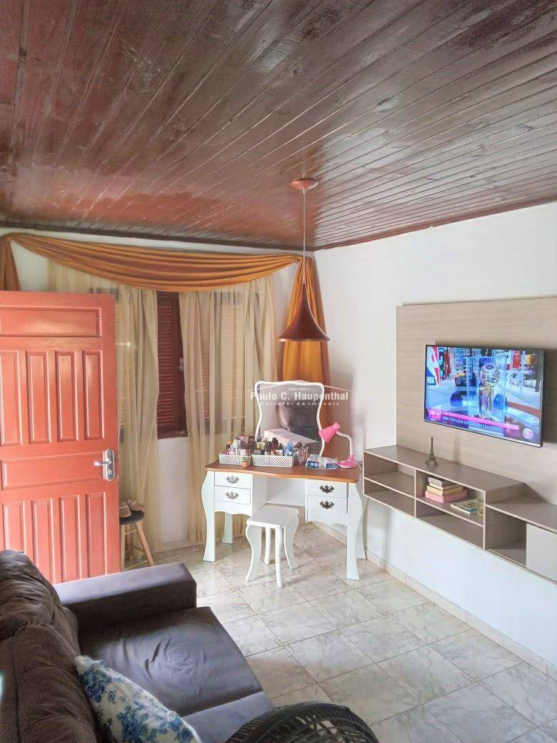 Casa à venda com 3 quartos, 90m² - Foto 5