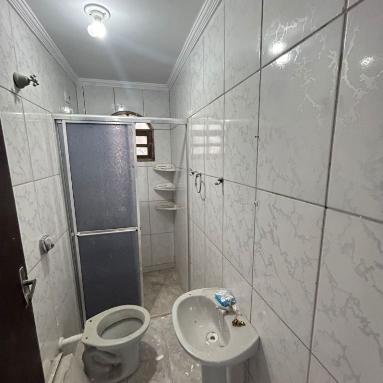 Casa para alugar com 1 quarto, 60m² - Foto 6