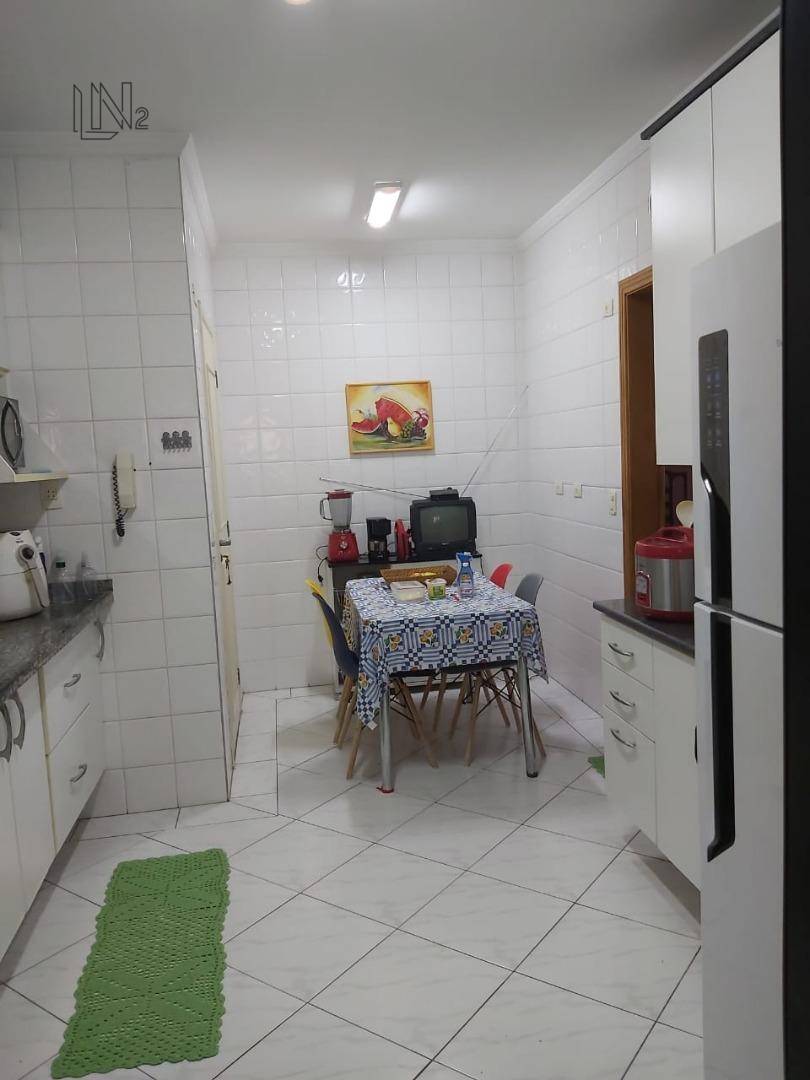 Apartamento à venda com 3 quartos, 98m² - Foto 11