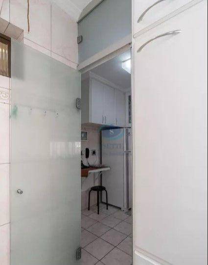 Apartamento à venda com 3 quartos, 65m² - Foto 18