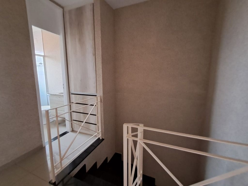 Casa de Condomínio para alugar com 3 quartos, 94m² - Foto 16