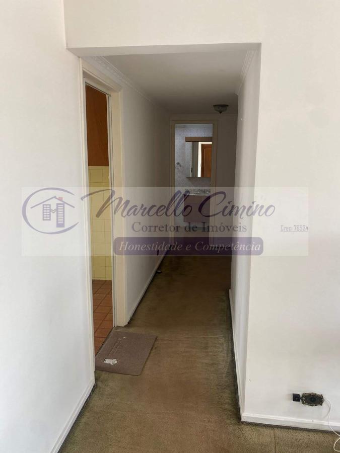 Apartamento à venda com 2 quartos, 72m² - Foto 11