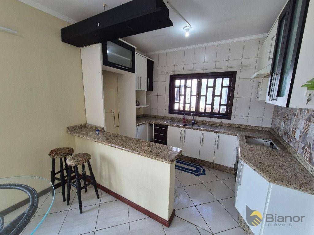 Casa à venda e aluguel com 3 quartos, 208m² - Foto 9