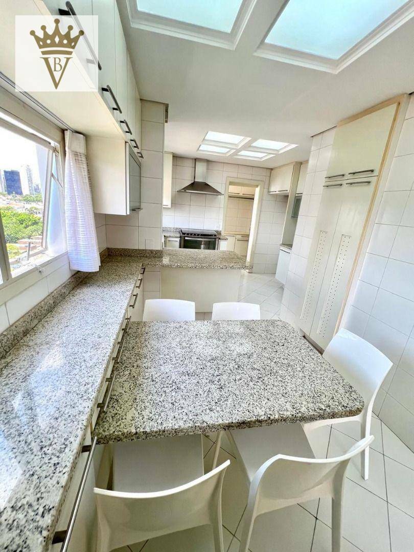 Apartamento para alugar com 3 quartos, 222m² - Foto 15