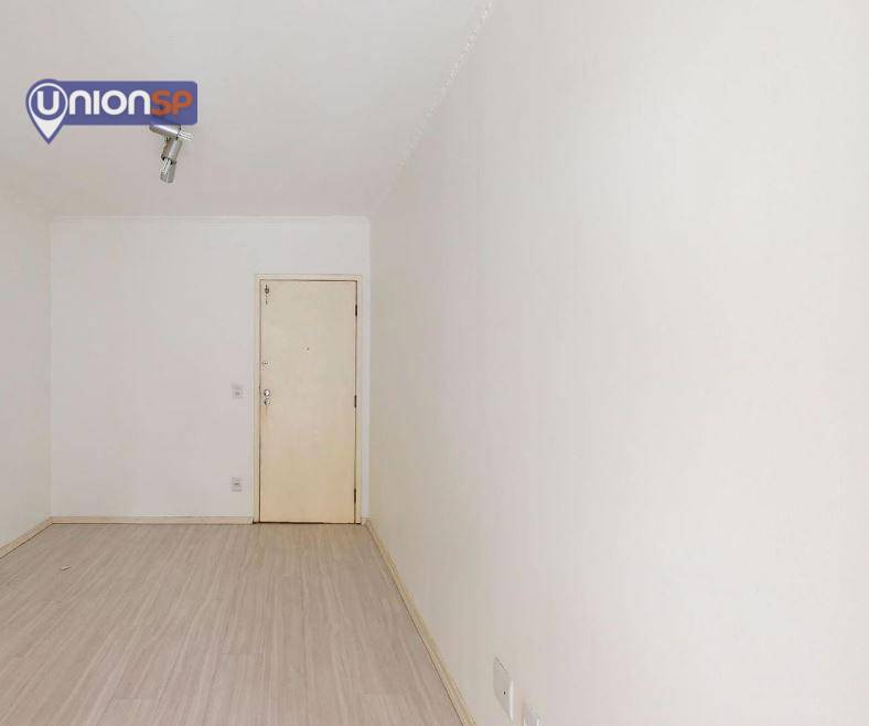 Apartamento à venda com 1 quarto, 44m² - Foto 2