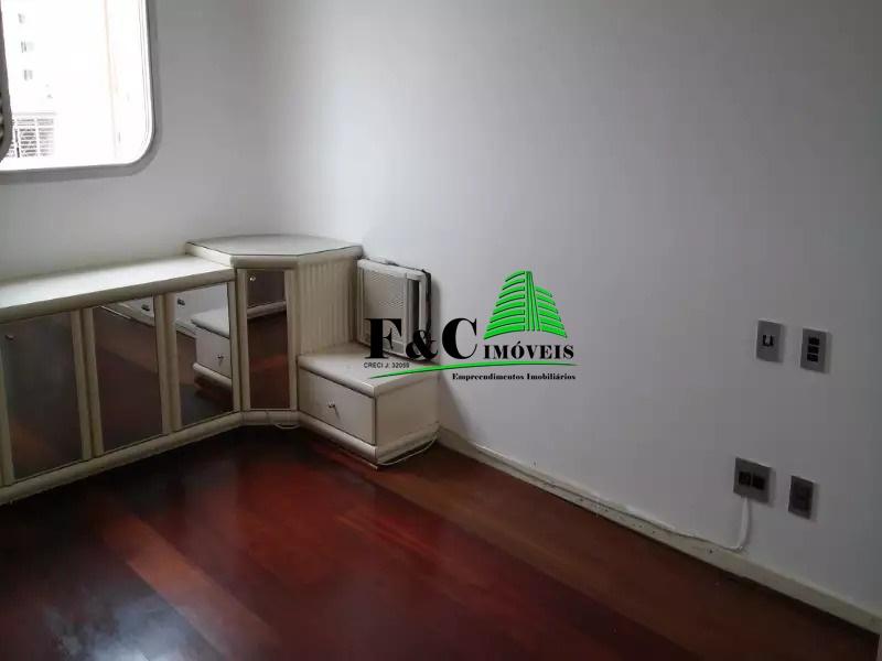 Apartamento à venda com 3 quartos, 160m² - Foto 3