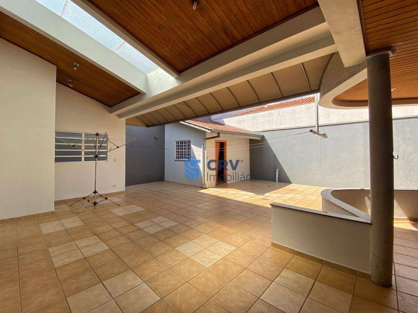 Sobrado à venda com 3 quartos, 335m² - Foto 32