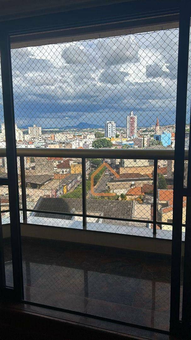 Apartamento à venda com 3 quartos, 140m² - Foto 6
