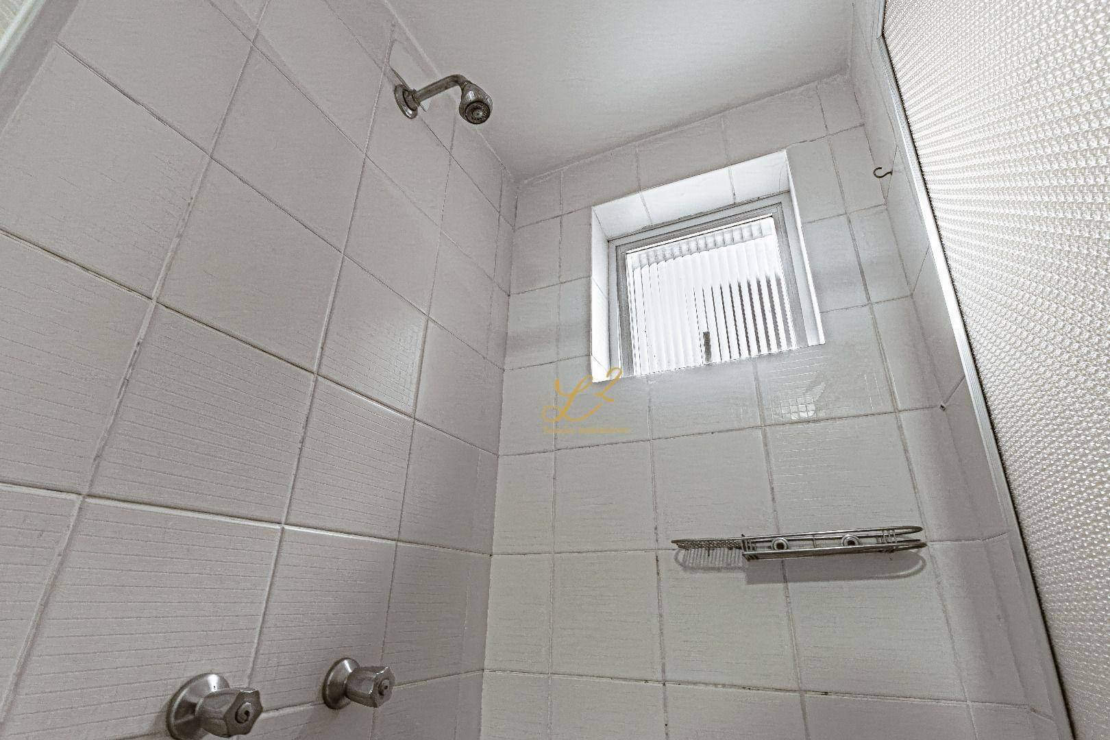 Apartamento para alugar com 3 quartos, 85m² - Foto 18