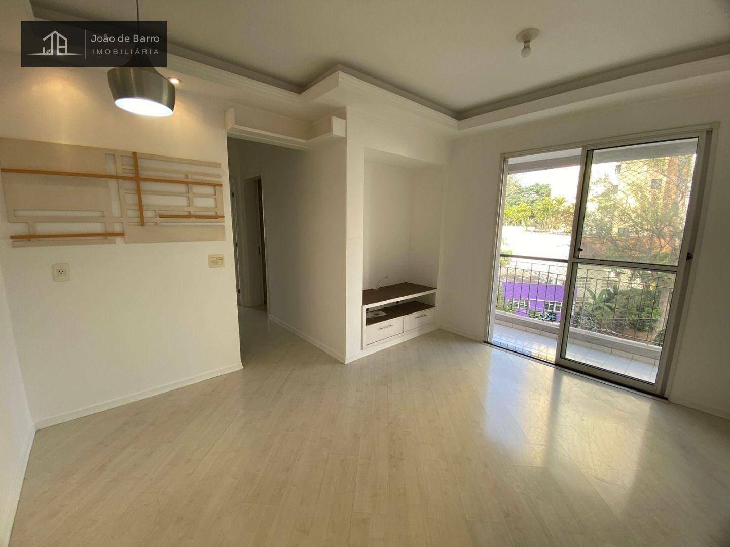 Apartamento para alugar com 2 quartos, 61m² - Foto 2