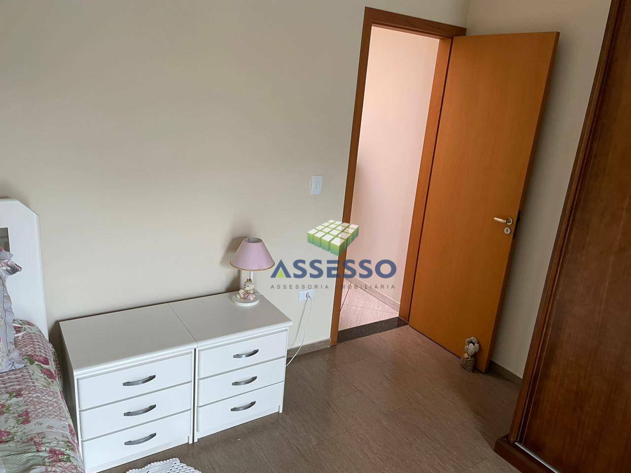 Casa à venda com 3 quartos, 114m² - Foto 12