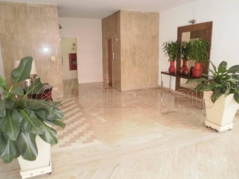 Apartamento para alugar com 3 quartos, 180m² - Foto 18