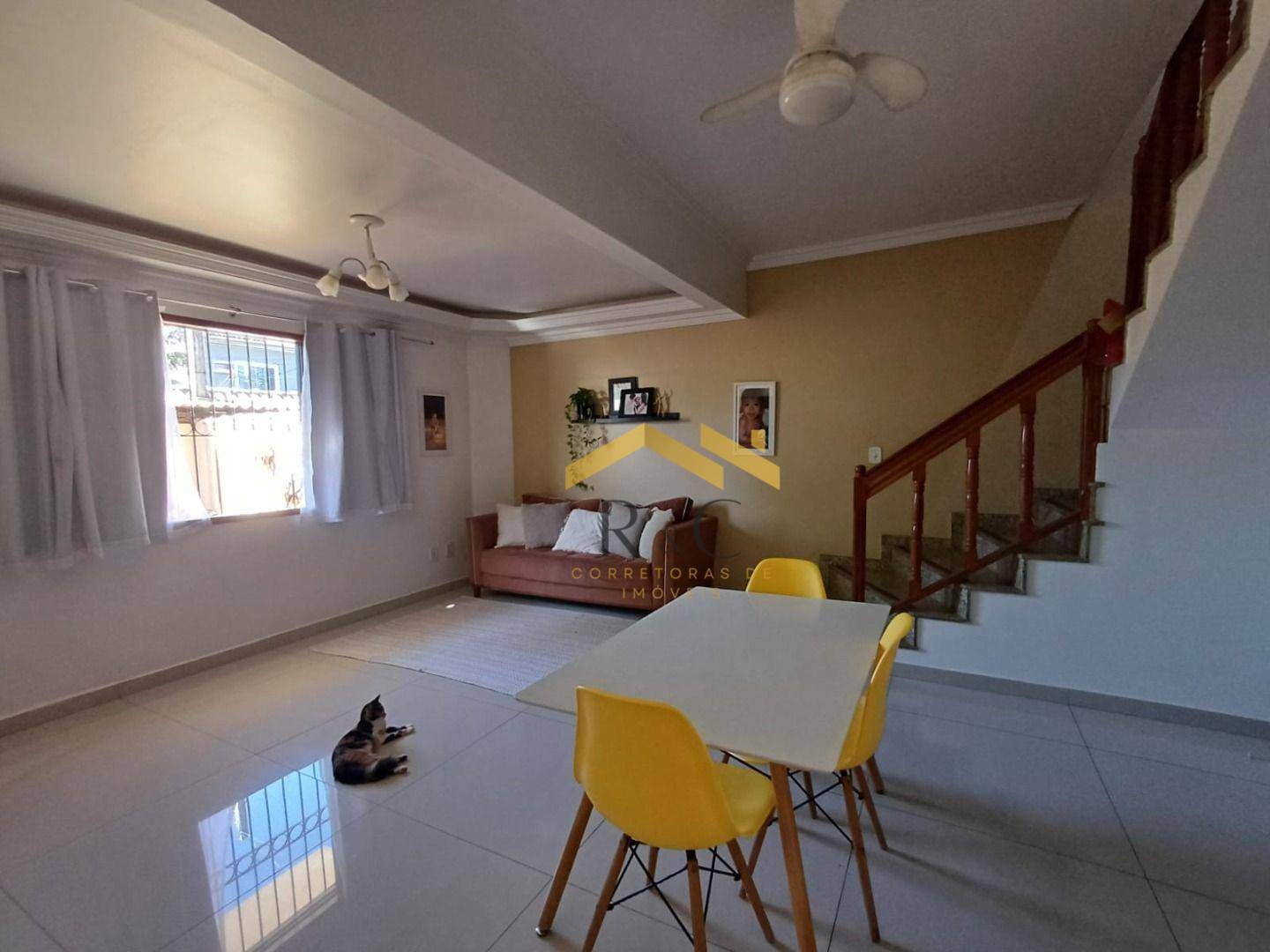 Casa à venda com 6 quartos, 160m² - Foto 12