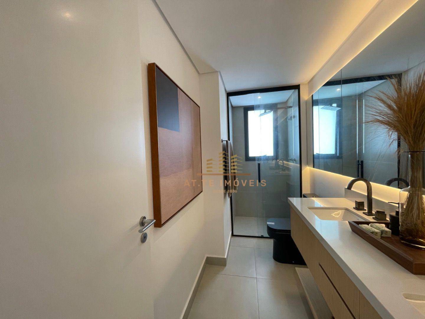 Apartamento à venda com 3 quartos, 133m² - Foto 24