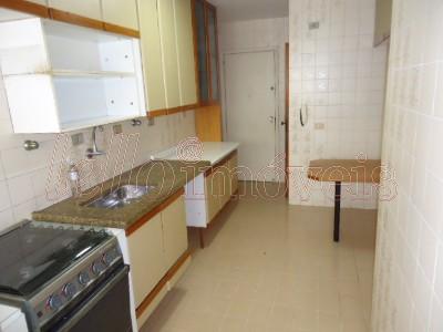 Apartamento para alugar com 3 quartos, 95m² - Foto 8