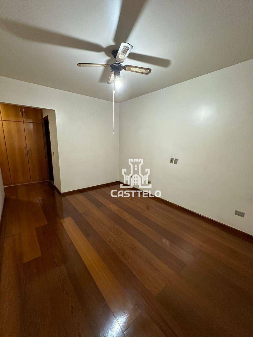 Apartamento à venda com 3 quartos, 226m² - Foto 12