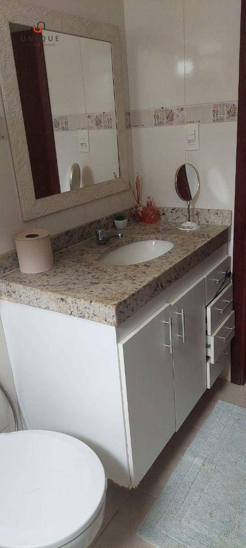 Apartamento para alugar com 2 quartos, 70m² - Foto 9