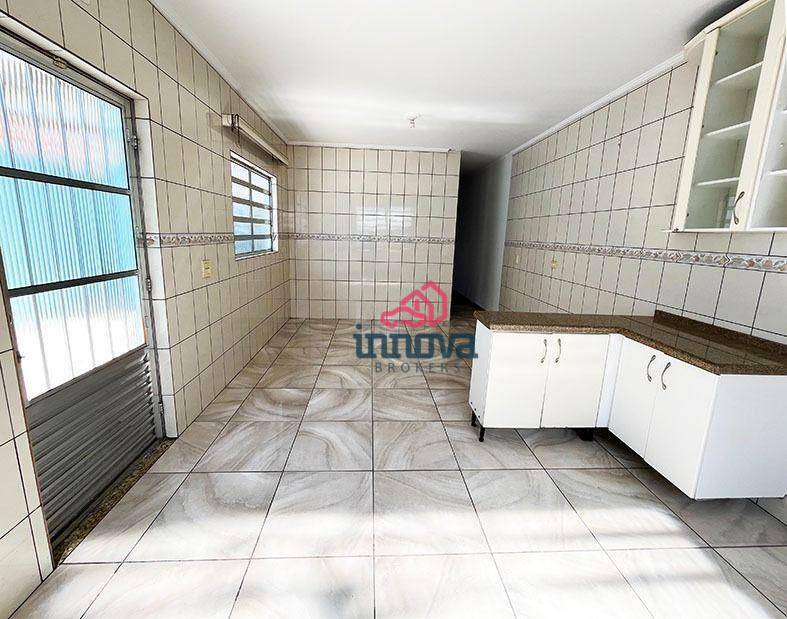 Sobrado à venda com 2 quartos, 187M2 - Foto 3