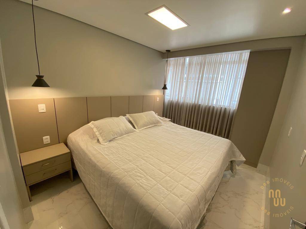 Apartamento à venda com 3 quartos, 128m² - Foto 11