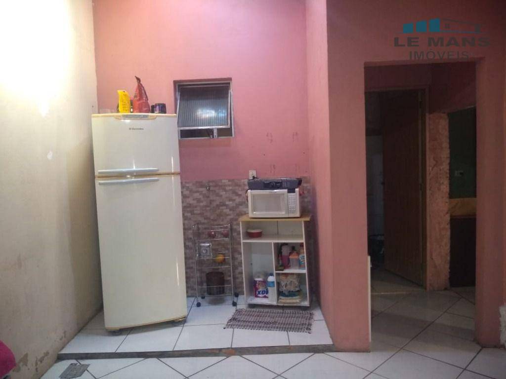 Casa à venda com 5 quartos, 103m² - Foto 3