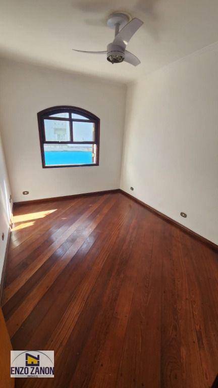 Casa para alugar com 3 quartos, 170m² - Foto 16