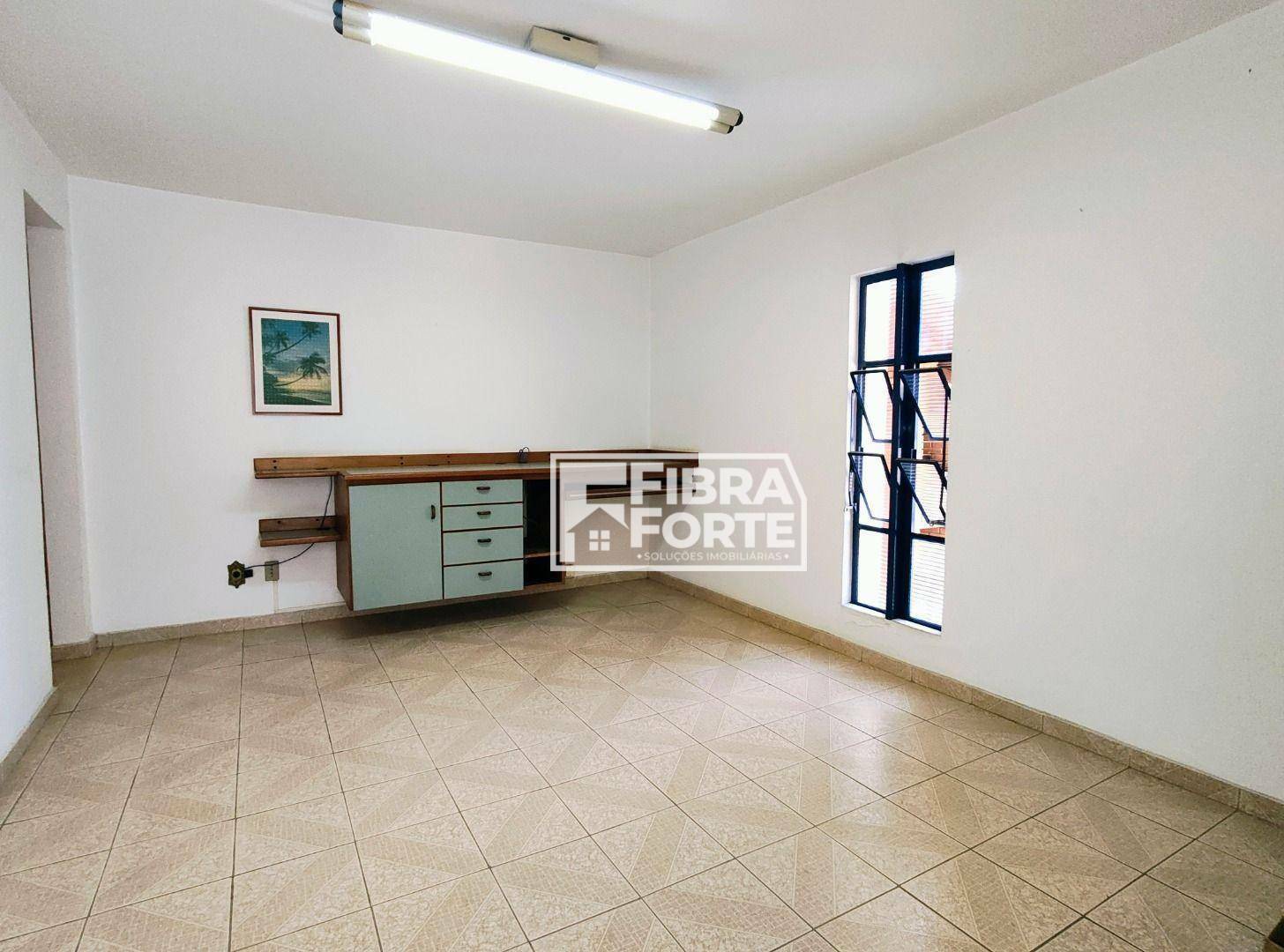 Casa à venda com 4 quartos, 262m² - Foto 3