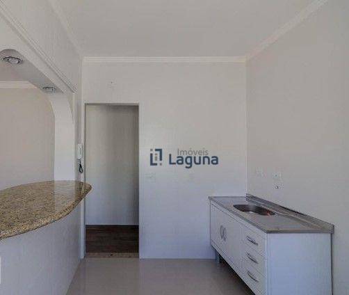 Apartamento à venda com 2 quartos, 60m² - Foto 4