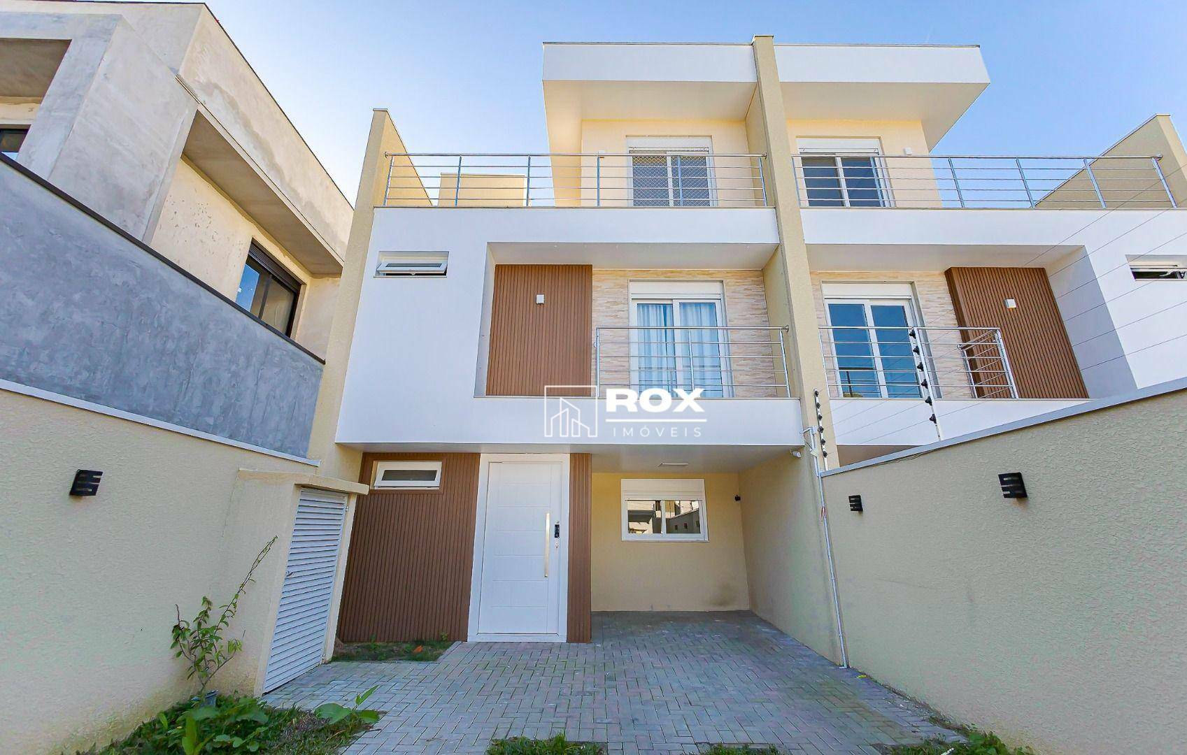 Sobrado à venda com 3 quartos, 179m² - Foto 1