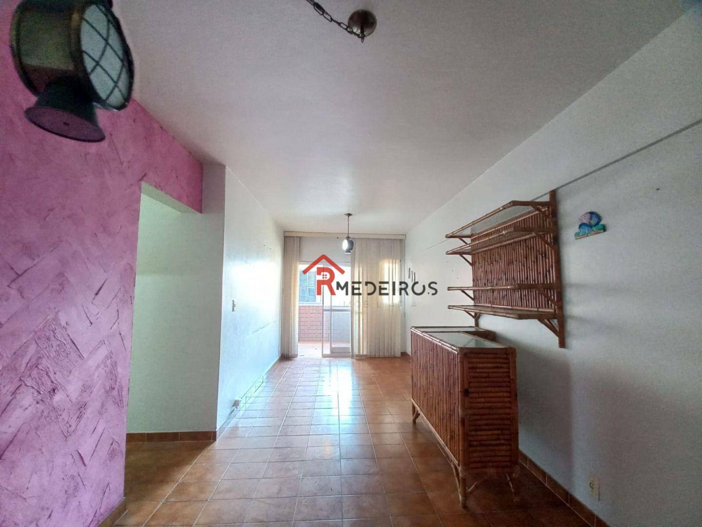 Apartamento à venda com 2 quartos, 77m² - Foto 2